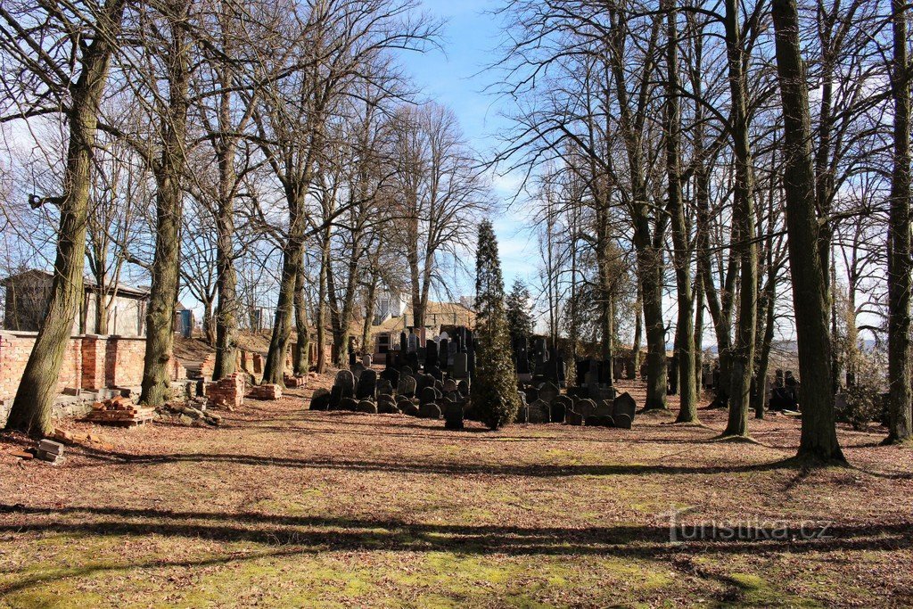 Horažďovice, vedere generală a cimitirului evreiesc