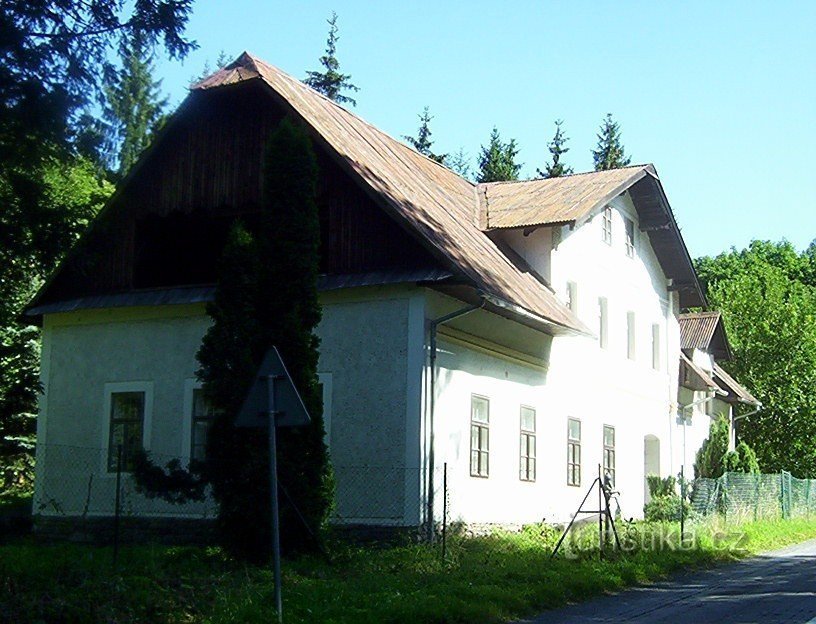 Horní Buda-Dolan Einsamkeit-ehemaliger Reise- und Unterkunftsgasthof-Foto: Ulrych Mir.