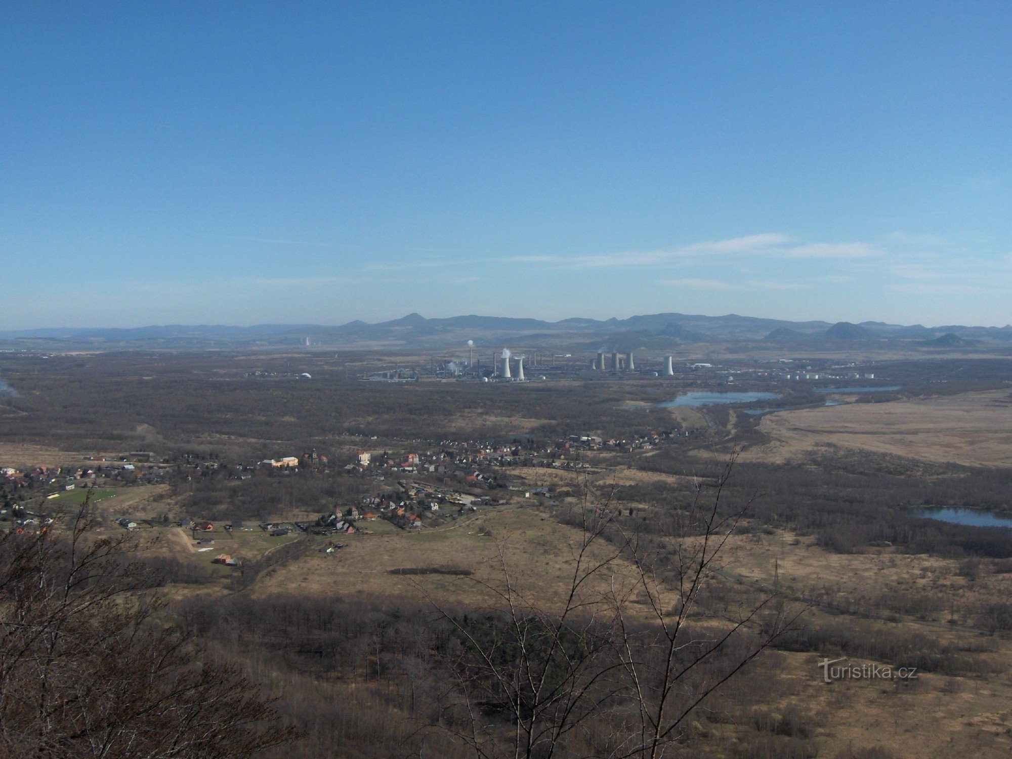 Horní Jiřetín, in the background of the Bohemian Highlands