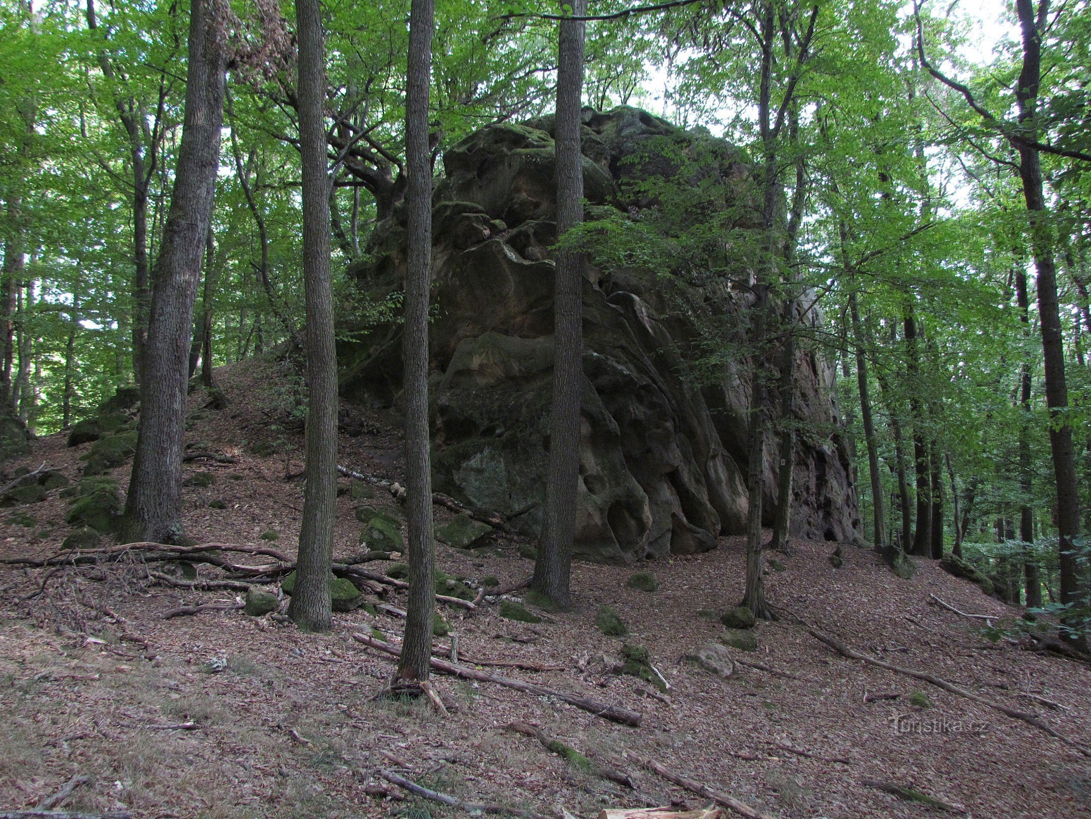 Gornja - Karlova skála