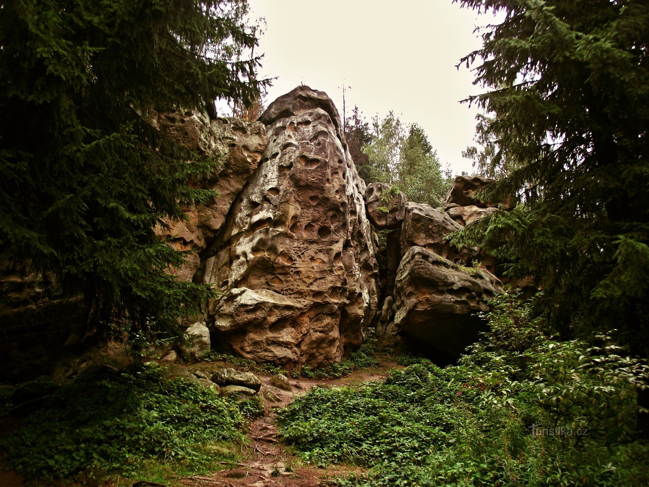 Górne skały Lačnov