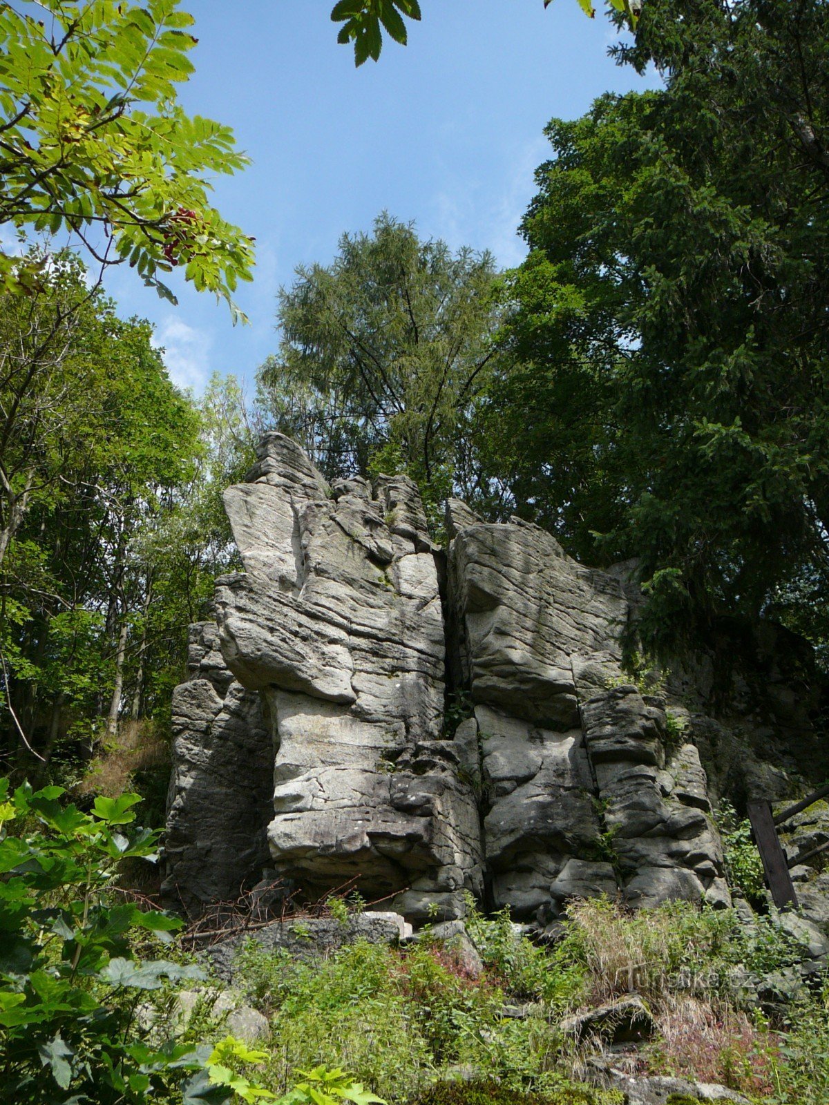 Zgornje skale Mazák