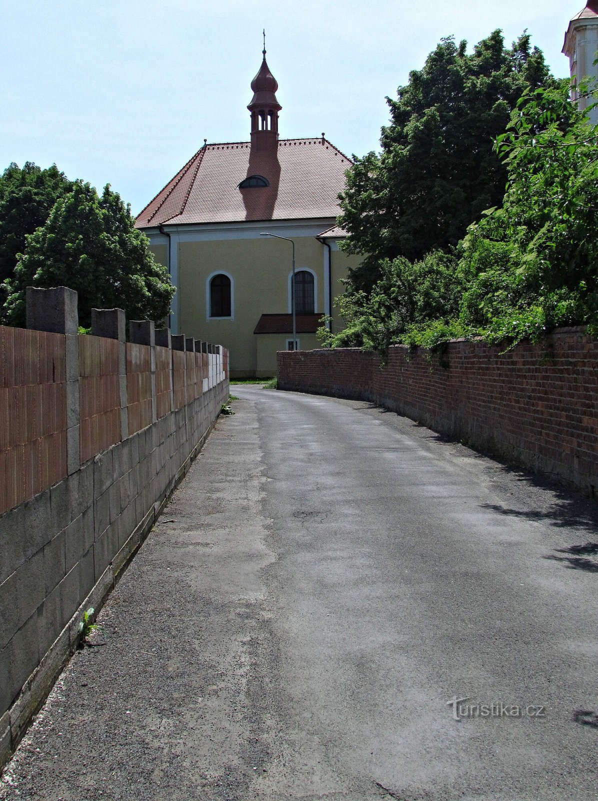 Horní Moštěnice - Kirche der Himmelfahrt der Jungfrau Maria