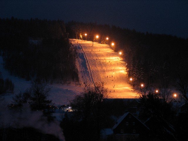 Ylä Podluží iltahiihtoa