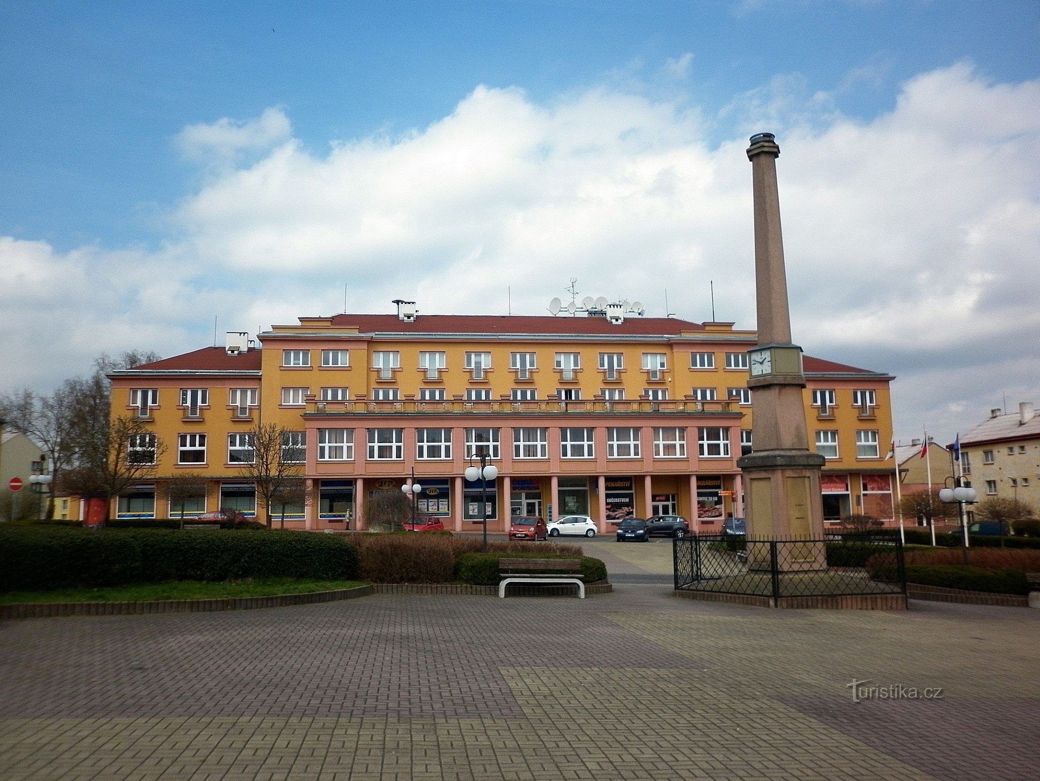 Horní Slavkov, piazza