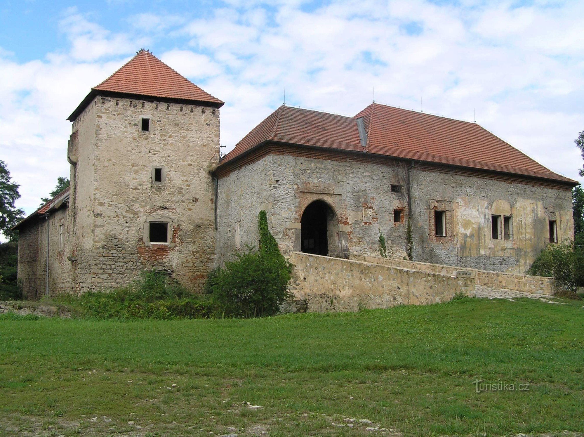 Den övre fästningen Kestřany