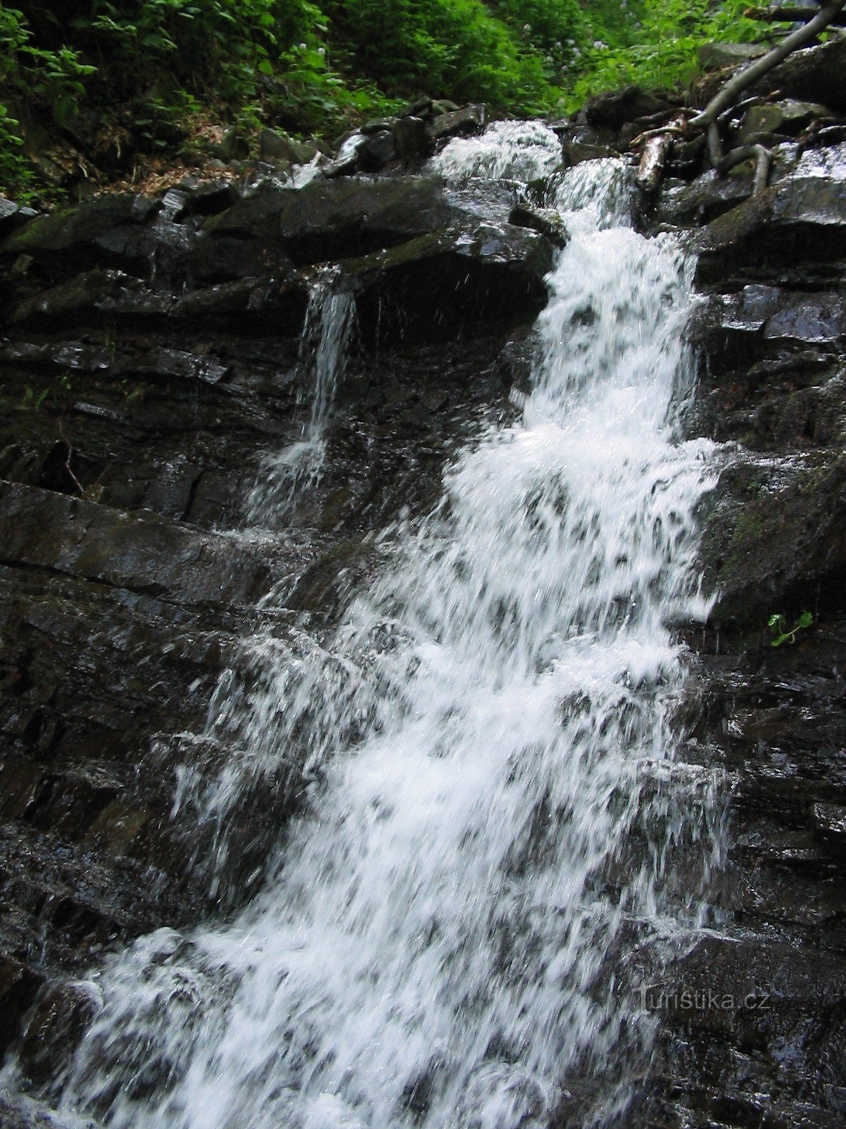 Upper waterfall 6_4m