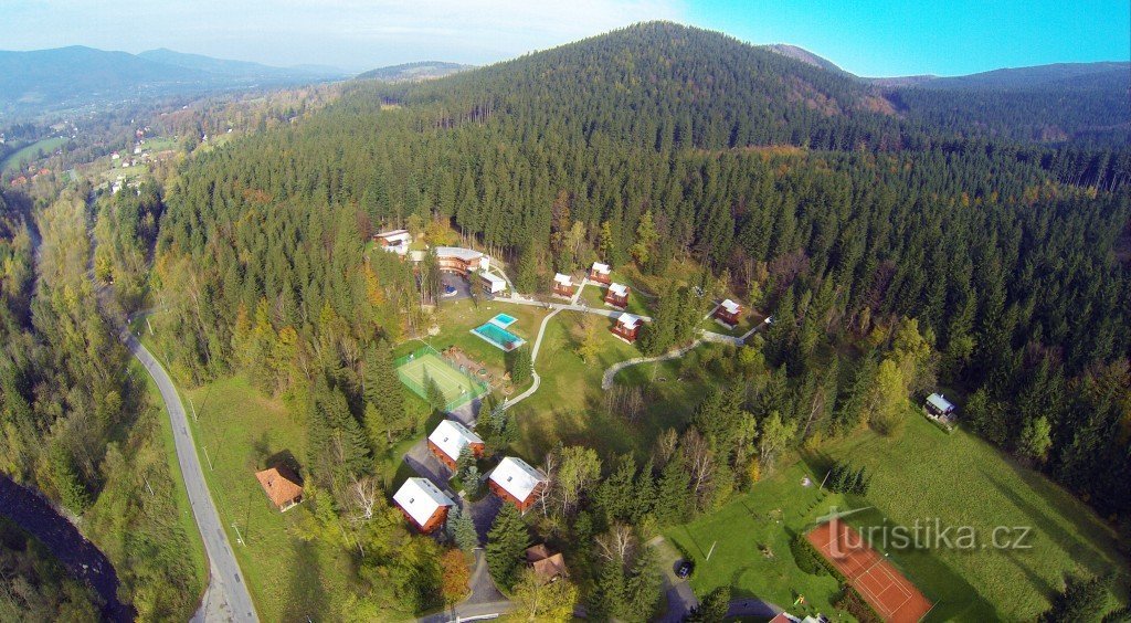 Vuoristohotelli Čeladenka**** - ihanteellinen paikka retkille Beskydy-vuorille!