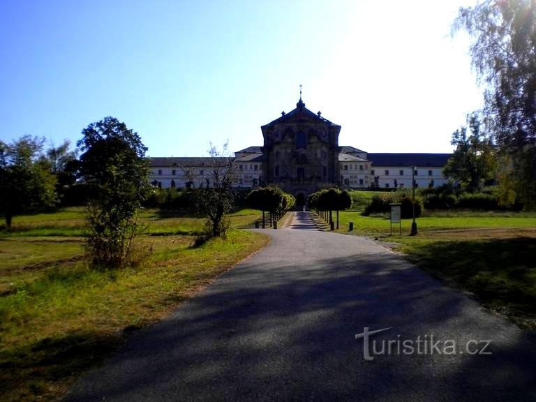 Hospital Kuks ou perle baroque en Bohême orientale