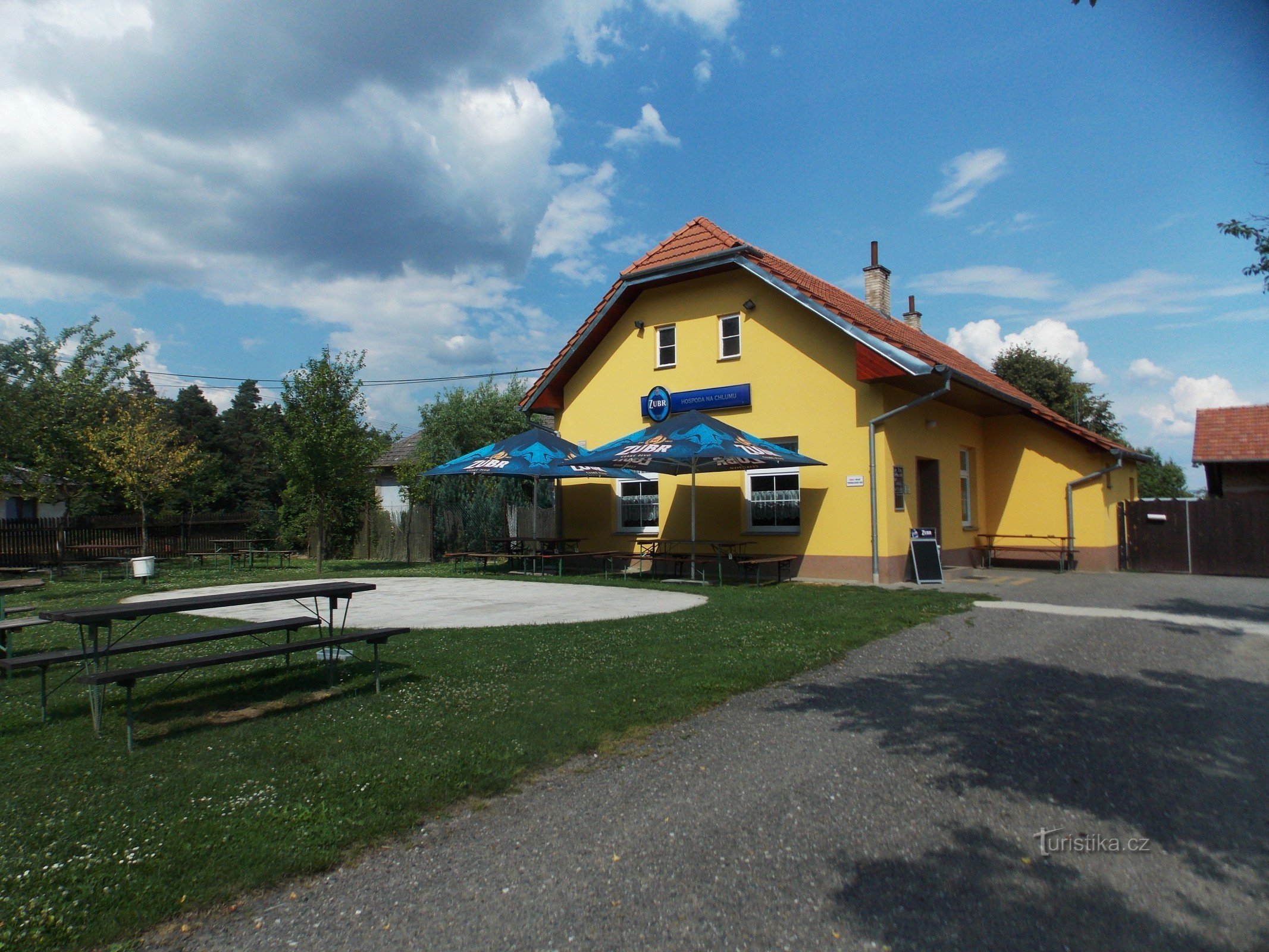 Pub in Chlum