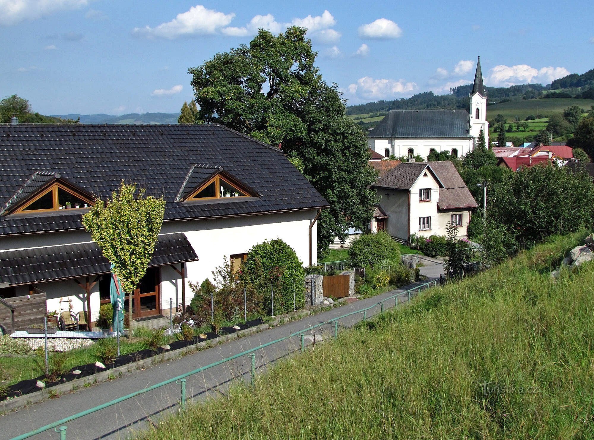 Hošťálkovský evangeličanska cerkev