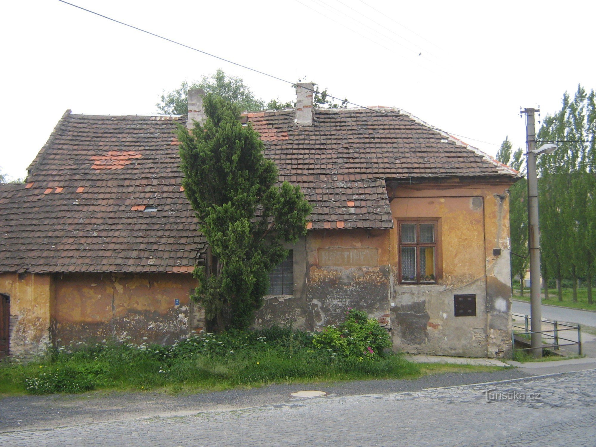 Majatalo lähellä Opltůa