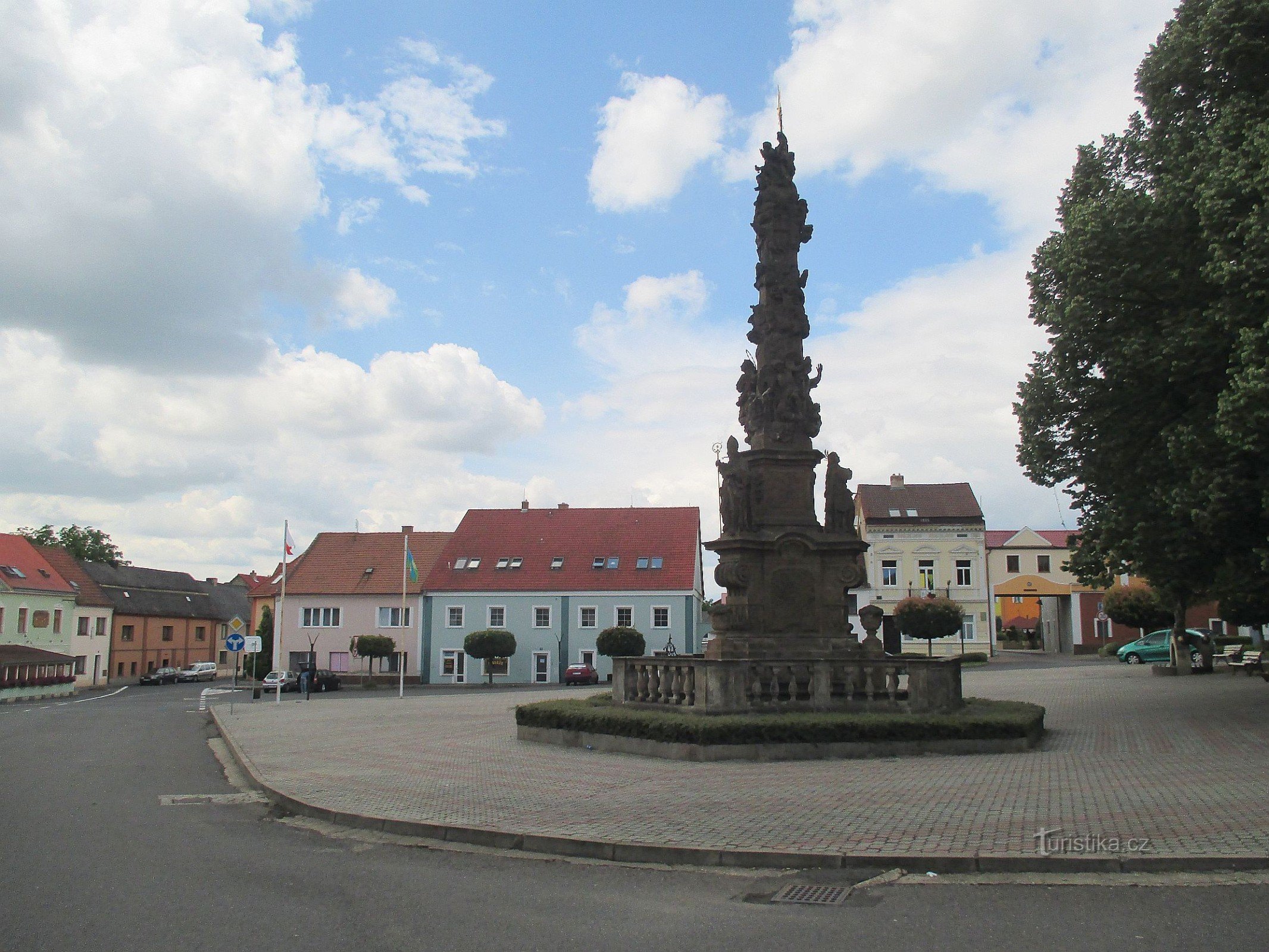 Hoštka - Säule der Heiligen Dreifaltigkeit