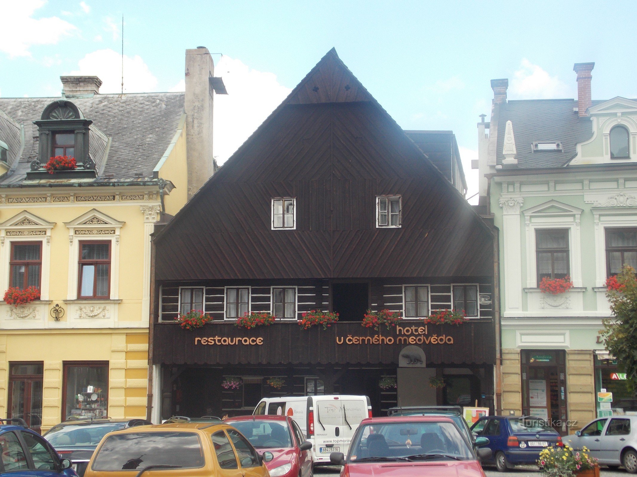 Hotel a resaurace U Černého medvěda v Jablonném nad Orlicí