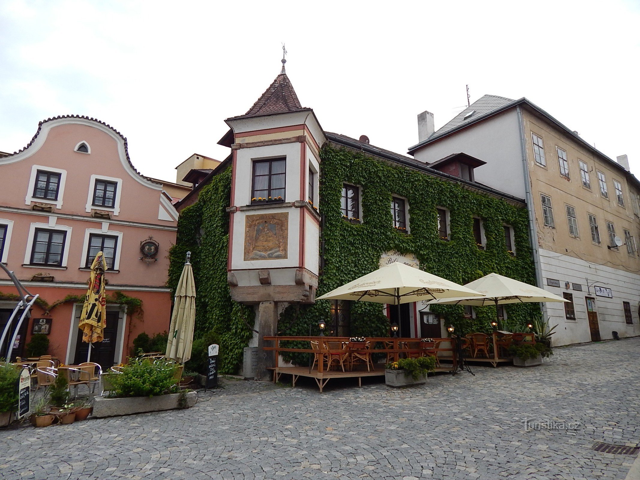 Das Hotel „Weiße Dame“.