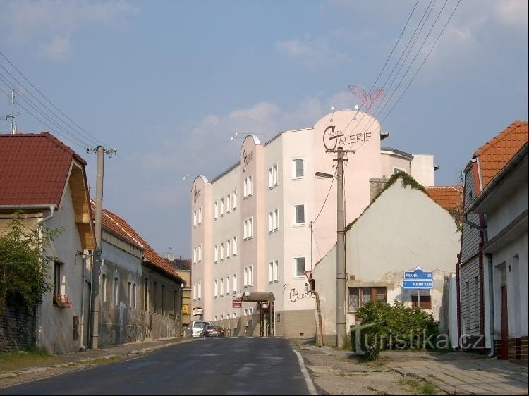 Galleria dell'hotel: Galleria dell'hotel a Únhošt