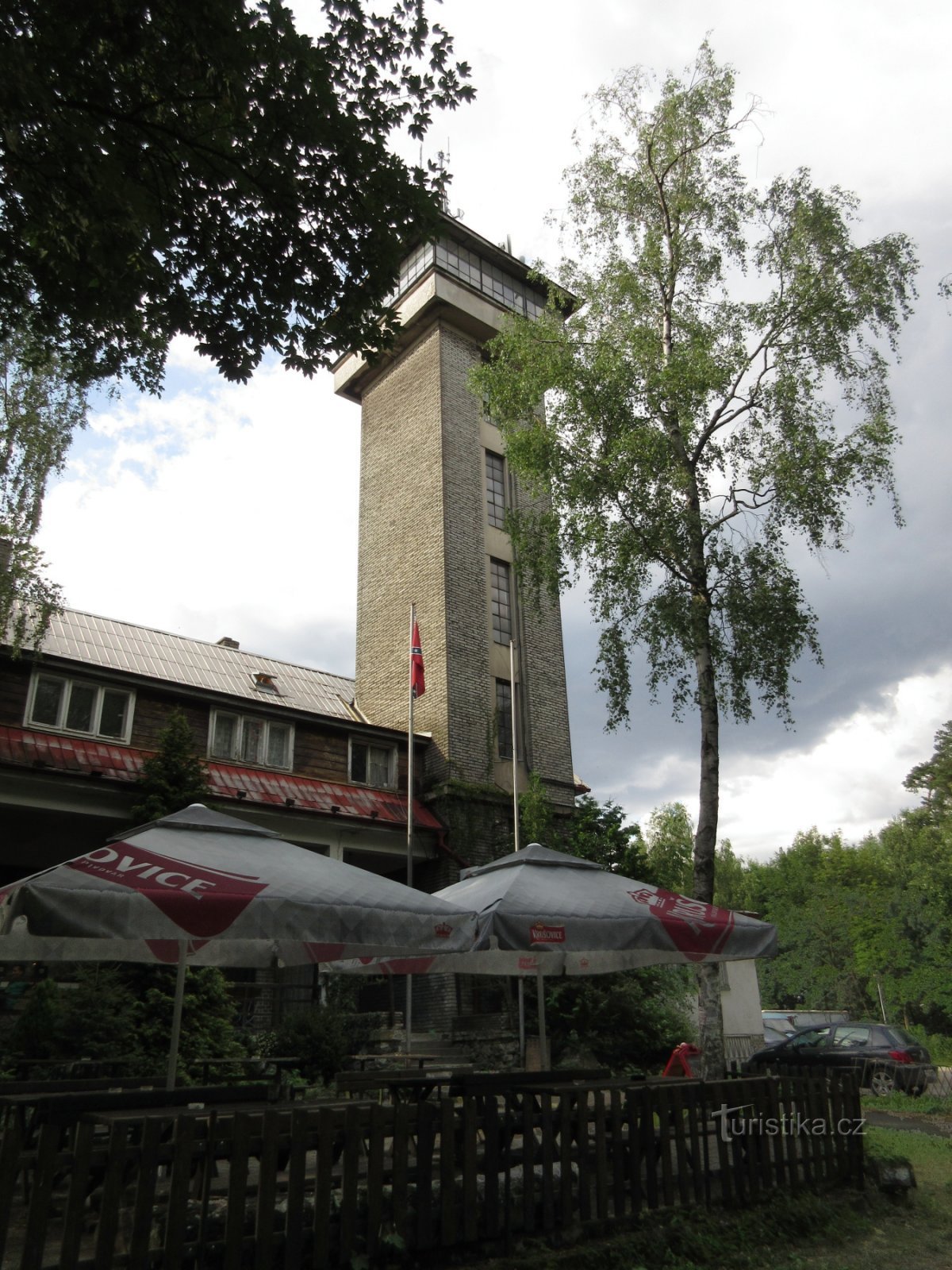 Um hotel com mirante