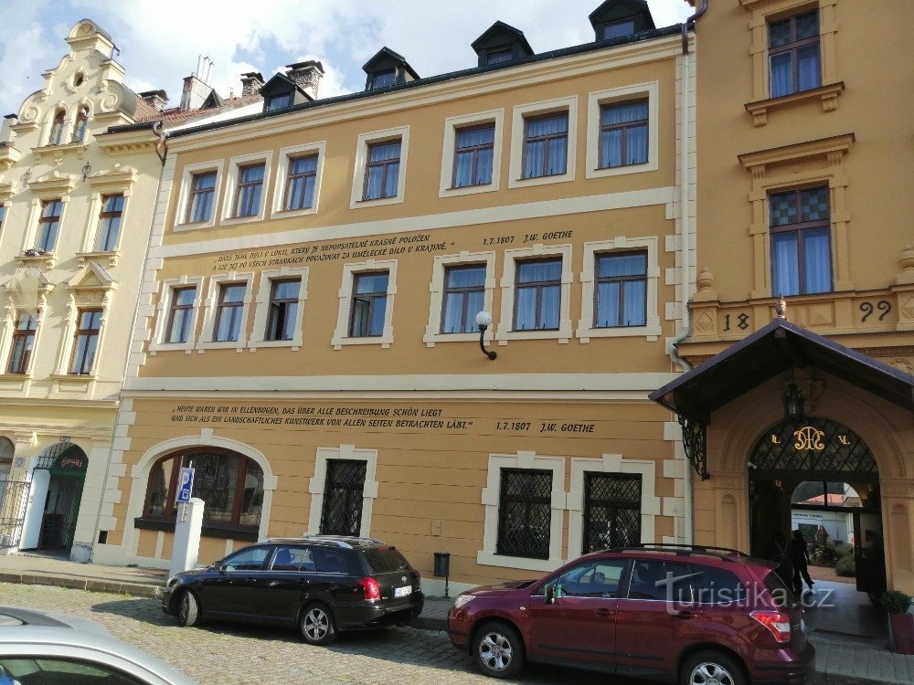 Hotel U Bílého kône - Loket