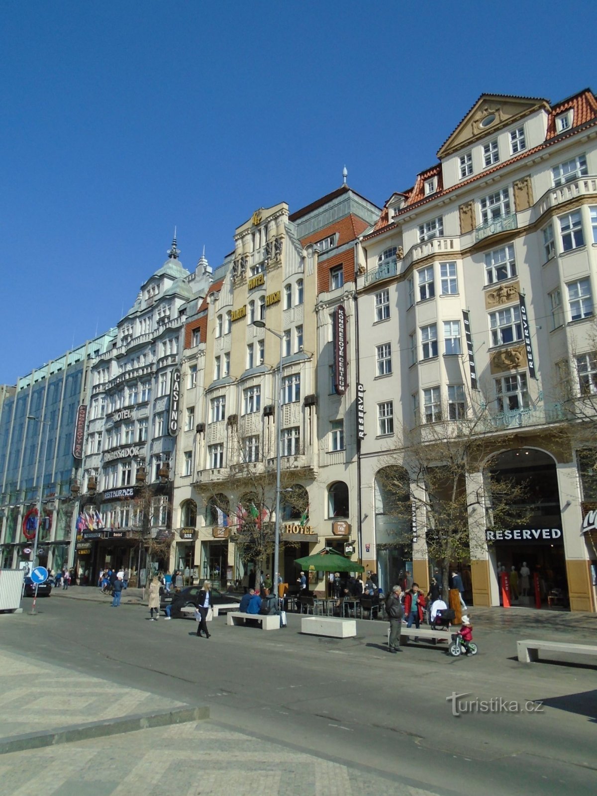 Hotely Ambassador a Zlatá husa (Praha, 1.4.2019)