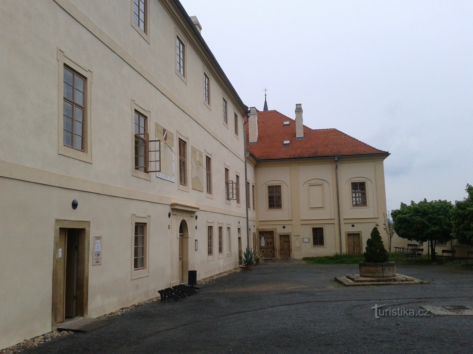 Nižbor slott och slott