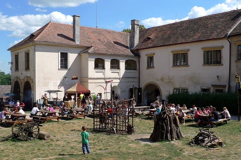 Château et château de Staré hrady