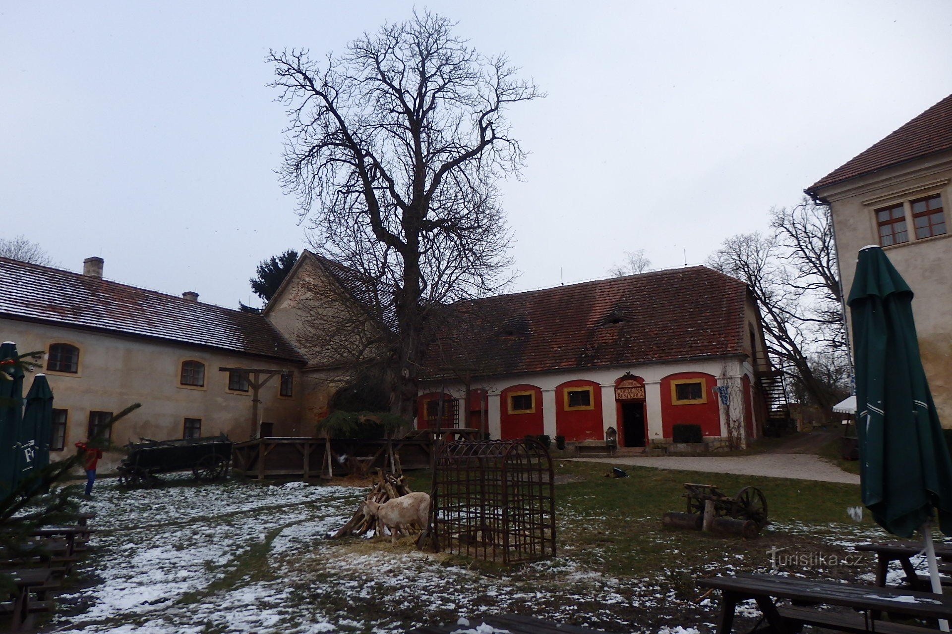 il castello e il castello di Staré Hrady