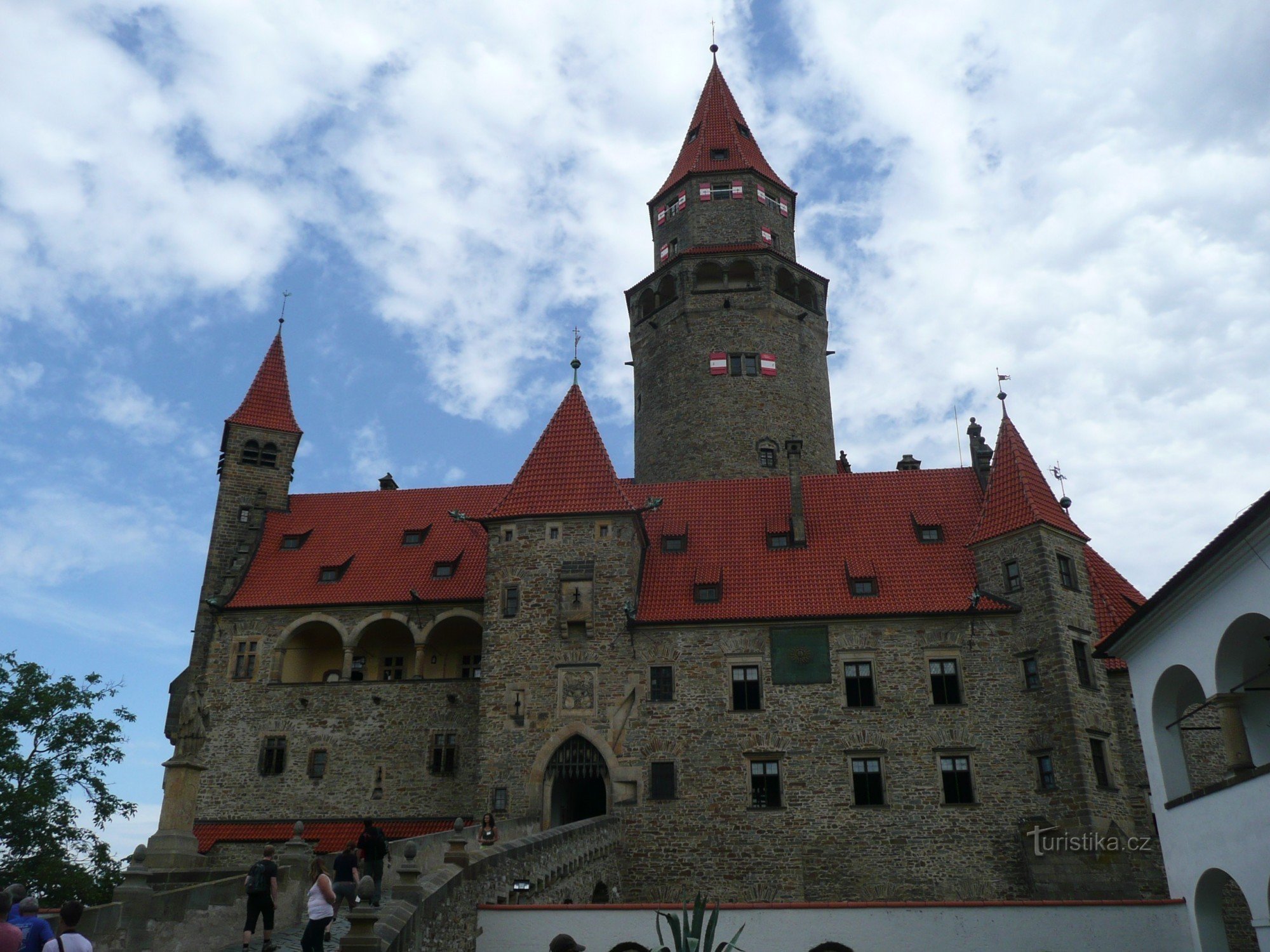 hrad Bouzov