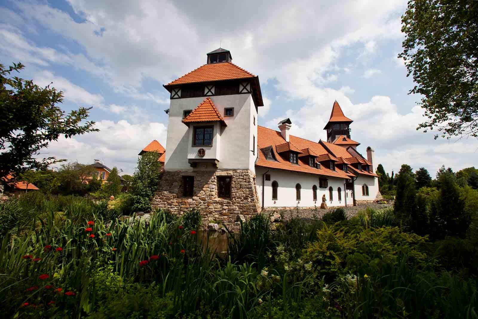 Hrad Červený Újezd