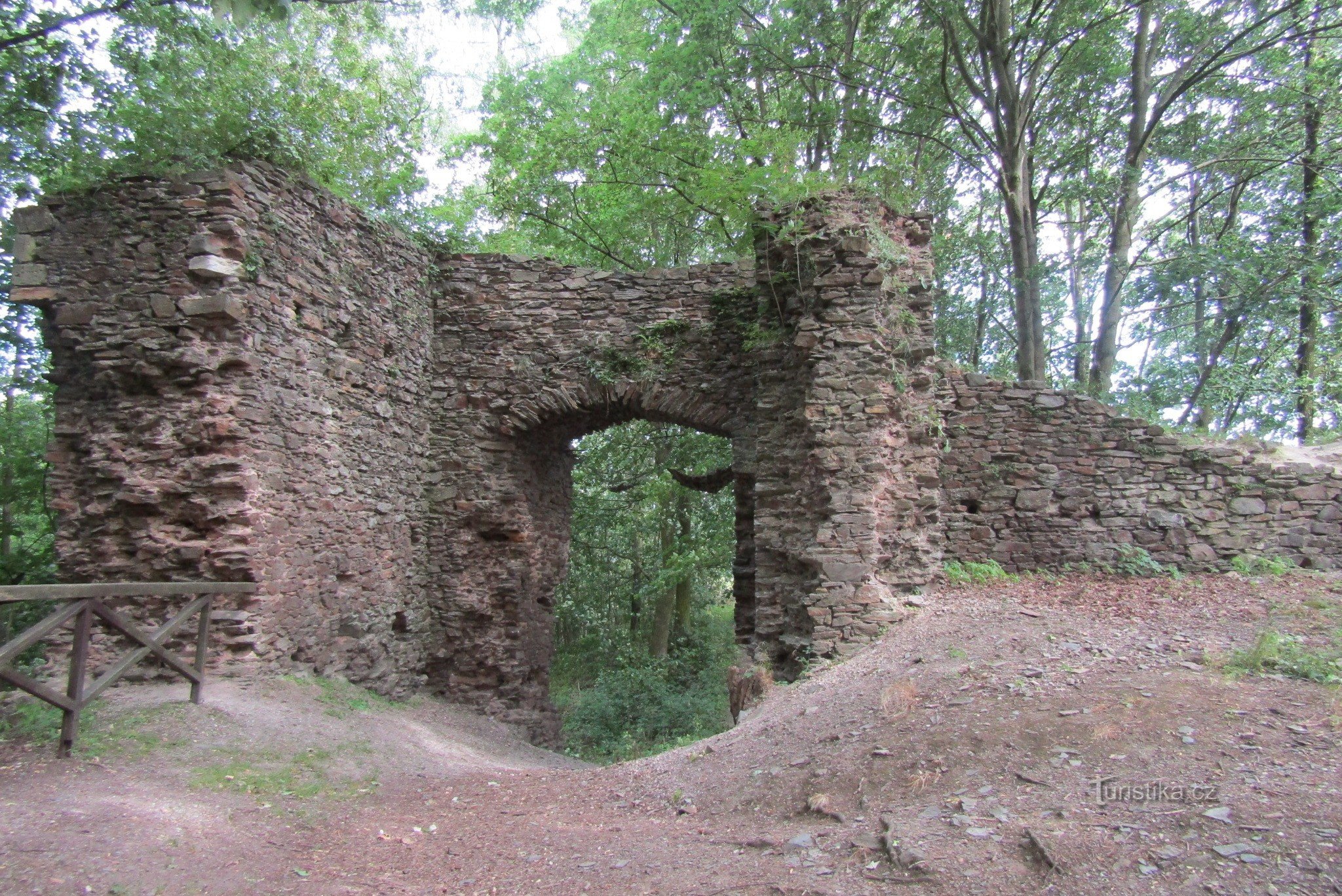 Il castello di Cimburk chiamato anche Trnávka