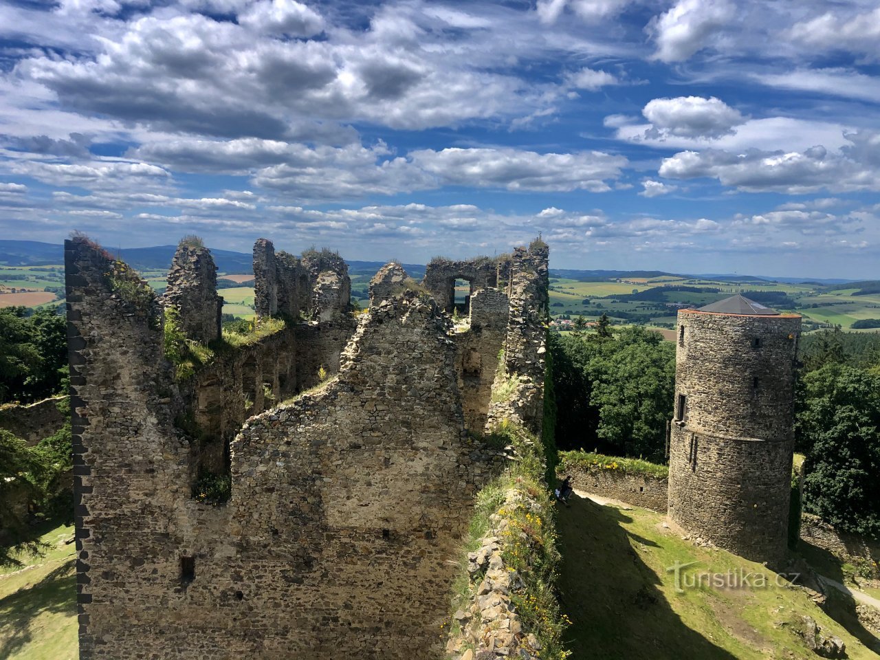 Grad Helfenburg