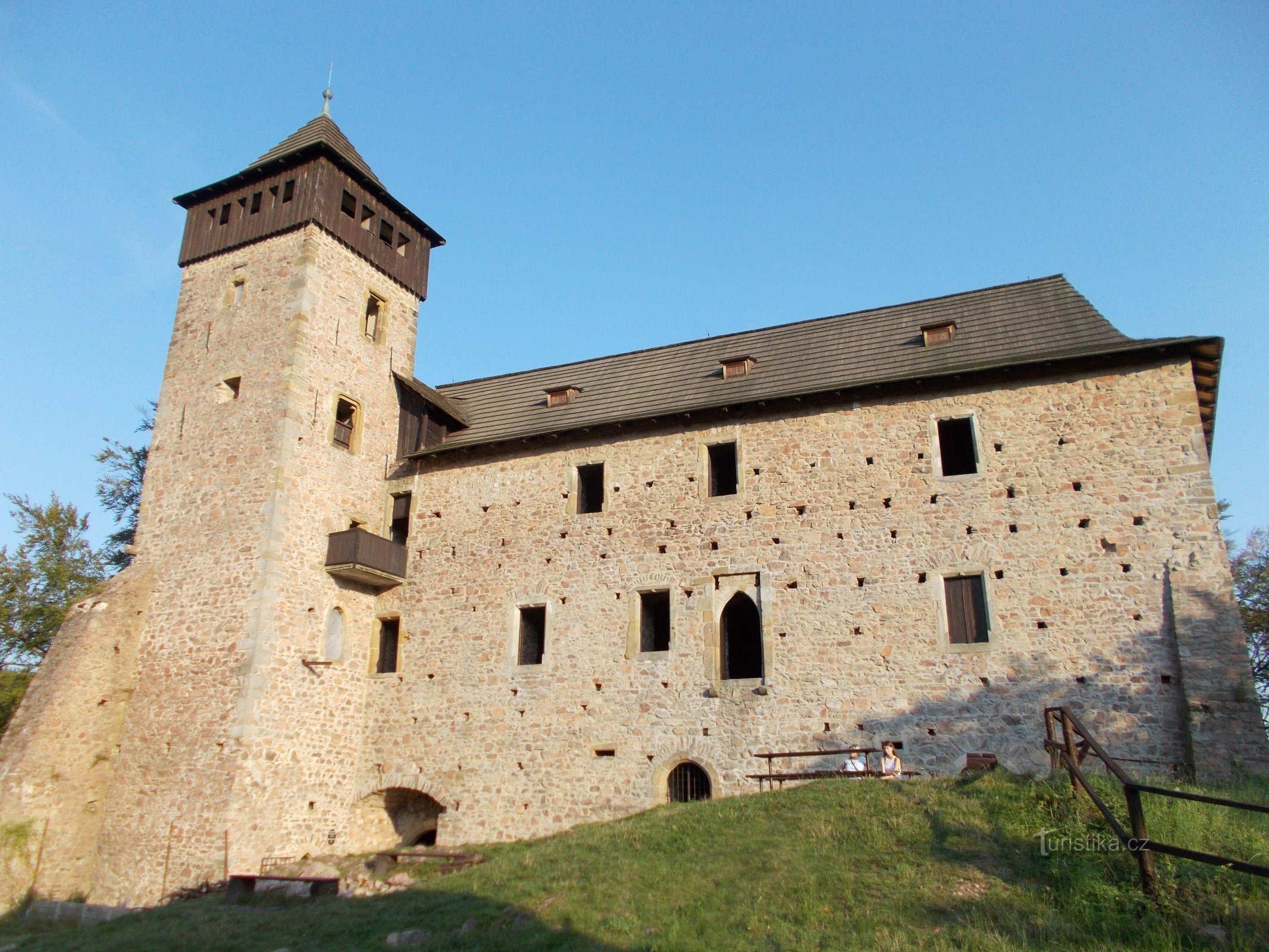 Litice Castle