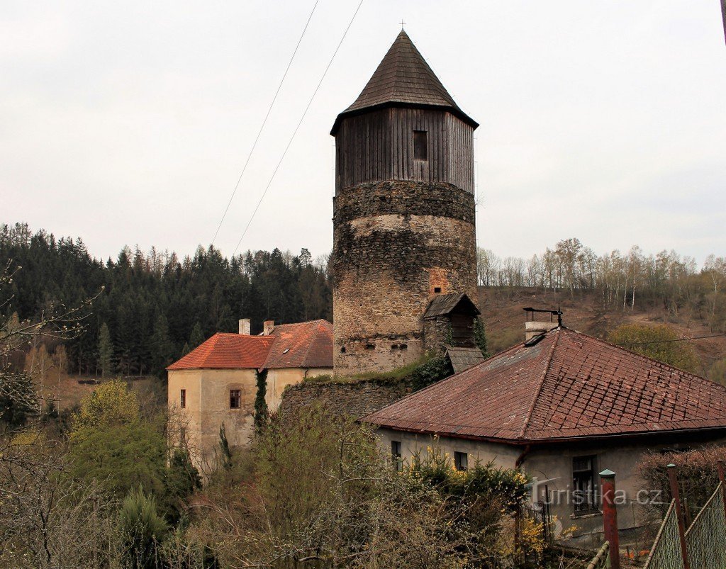 Castelul Pirkštejn