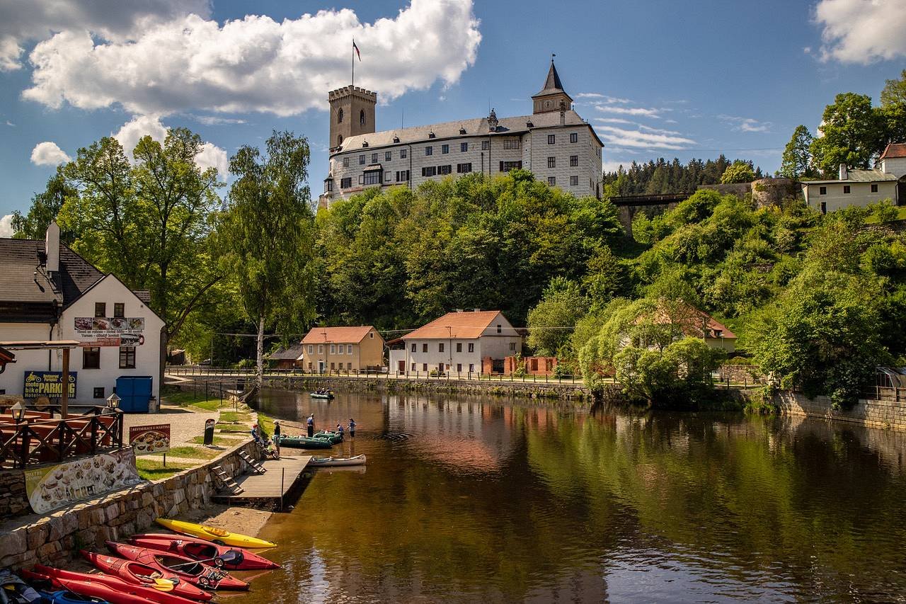 Lâu đài Rožmberk trong vẻ đẹp của nó