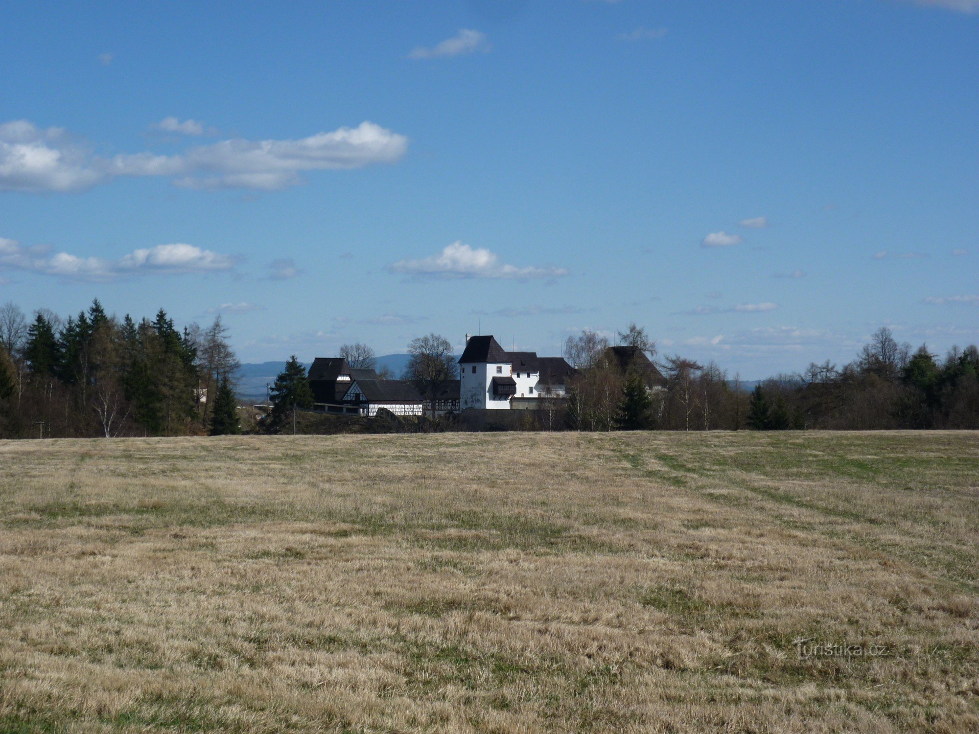 Château de Seeberg depuis la route entre Ostroh et Táborská