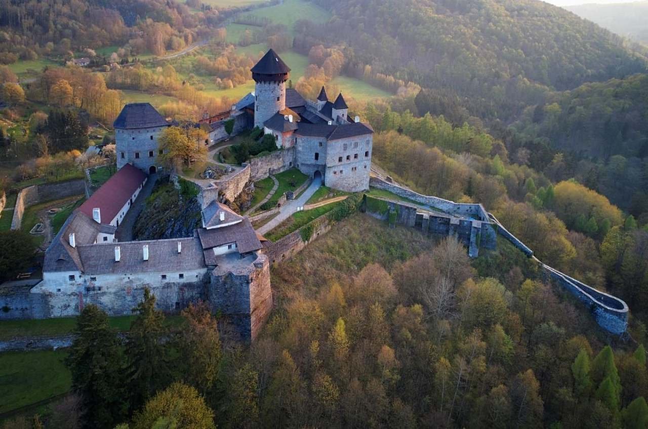 Zamek Sovinec - 200 m od domku