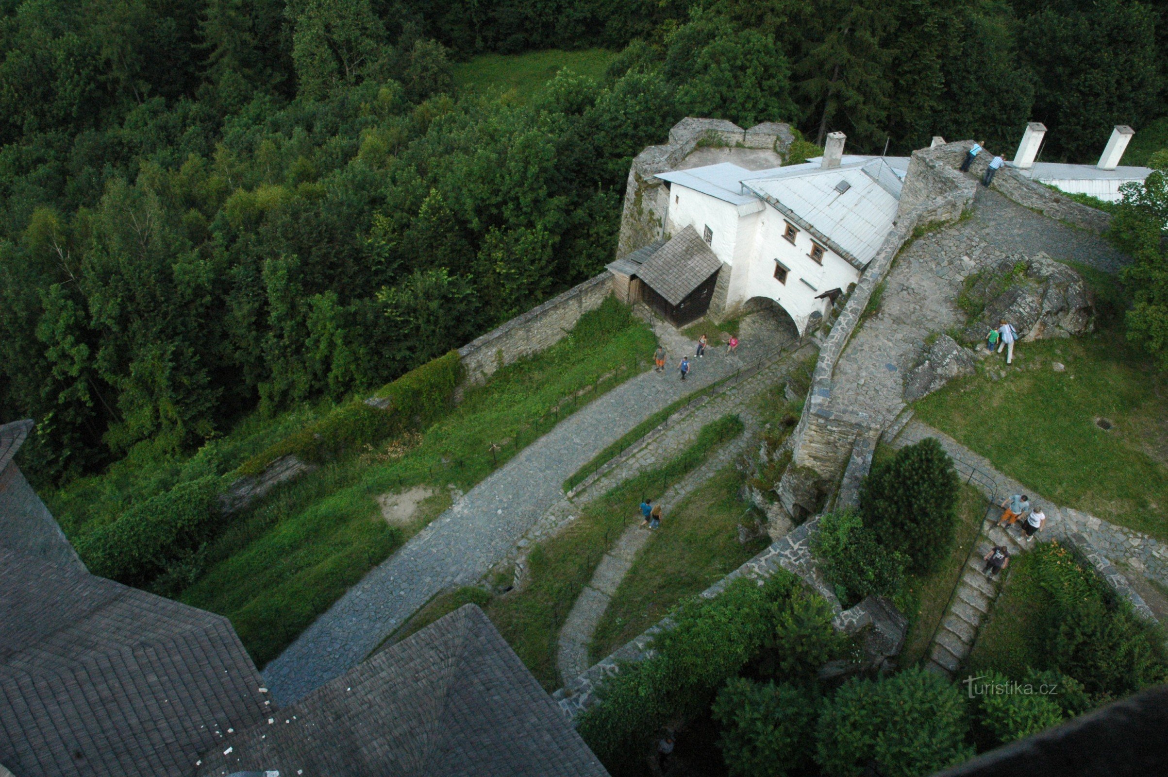 Το κάστρο Sovinec δεν κατοικείται από κουκουβάγιες, αλλά από νυχτερίδες
