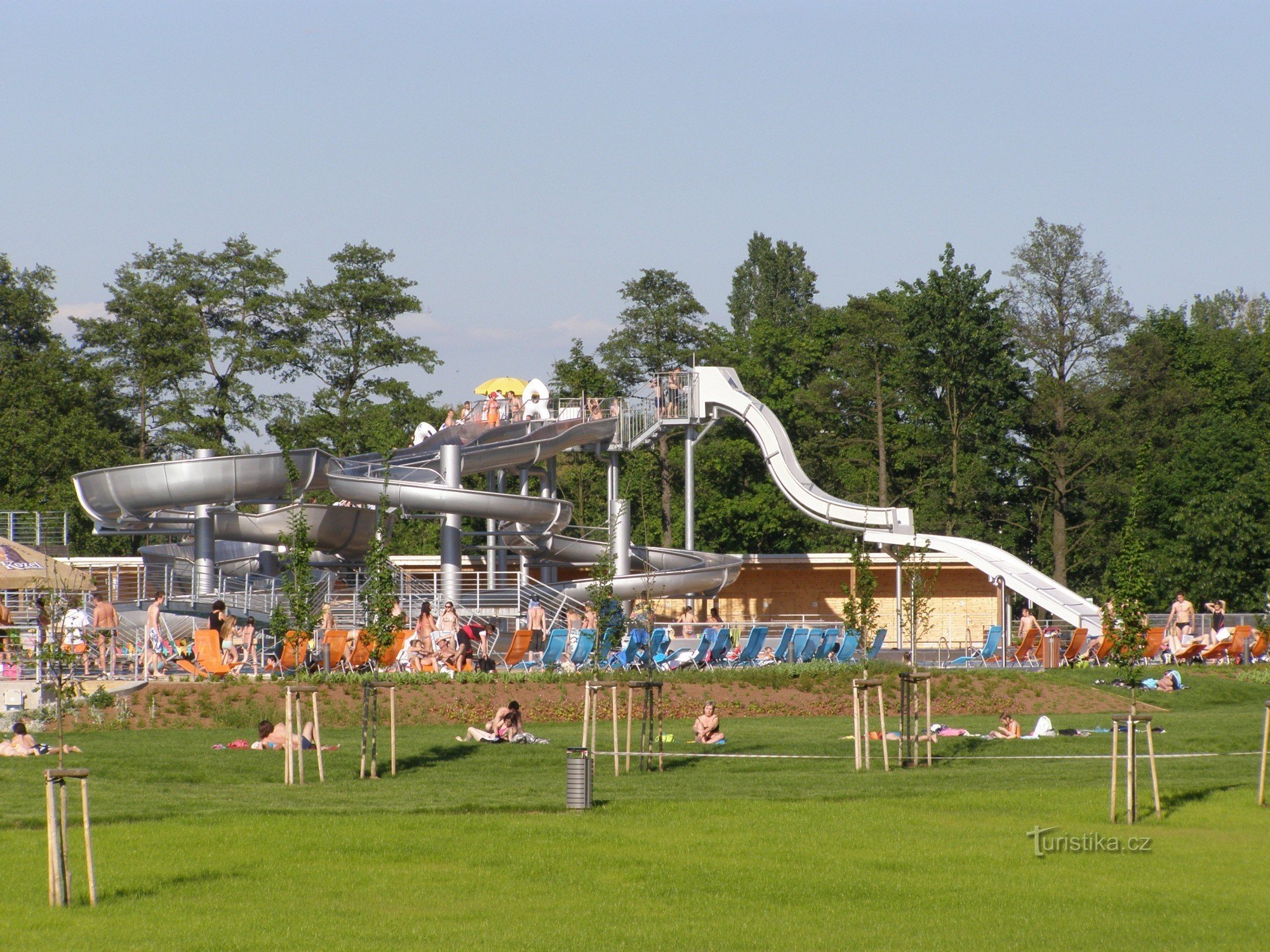 Hradec Králové - bazen Flošna, vodni park