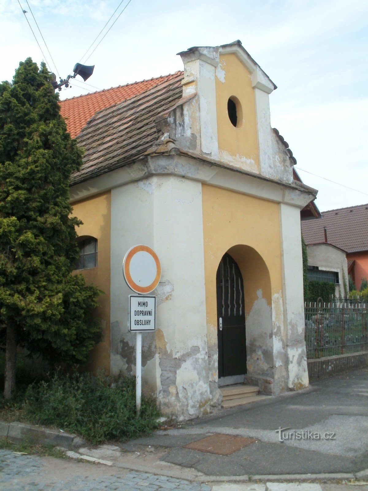 Hradec Králové - Plotiště nad Labem - Pyhän Nikolauksen kappeli. Isidore