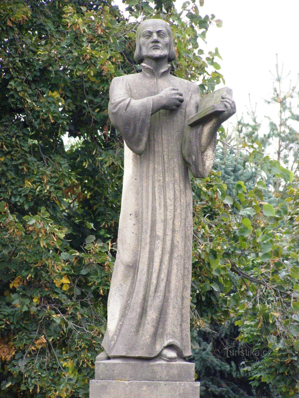 Hradec Králové - Plotiště nad Labem - tượng đài Sư phụ Jan Hus