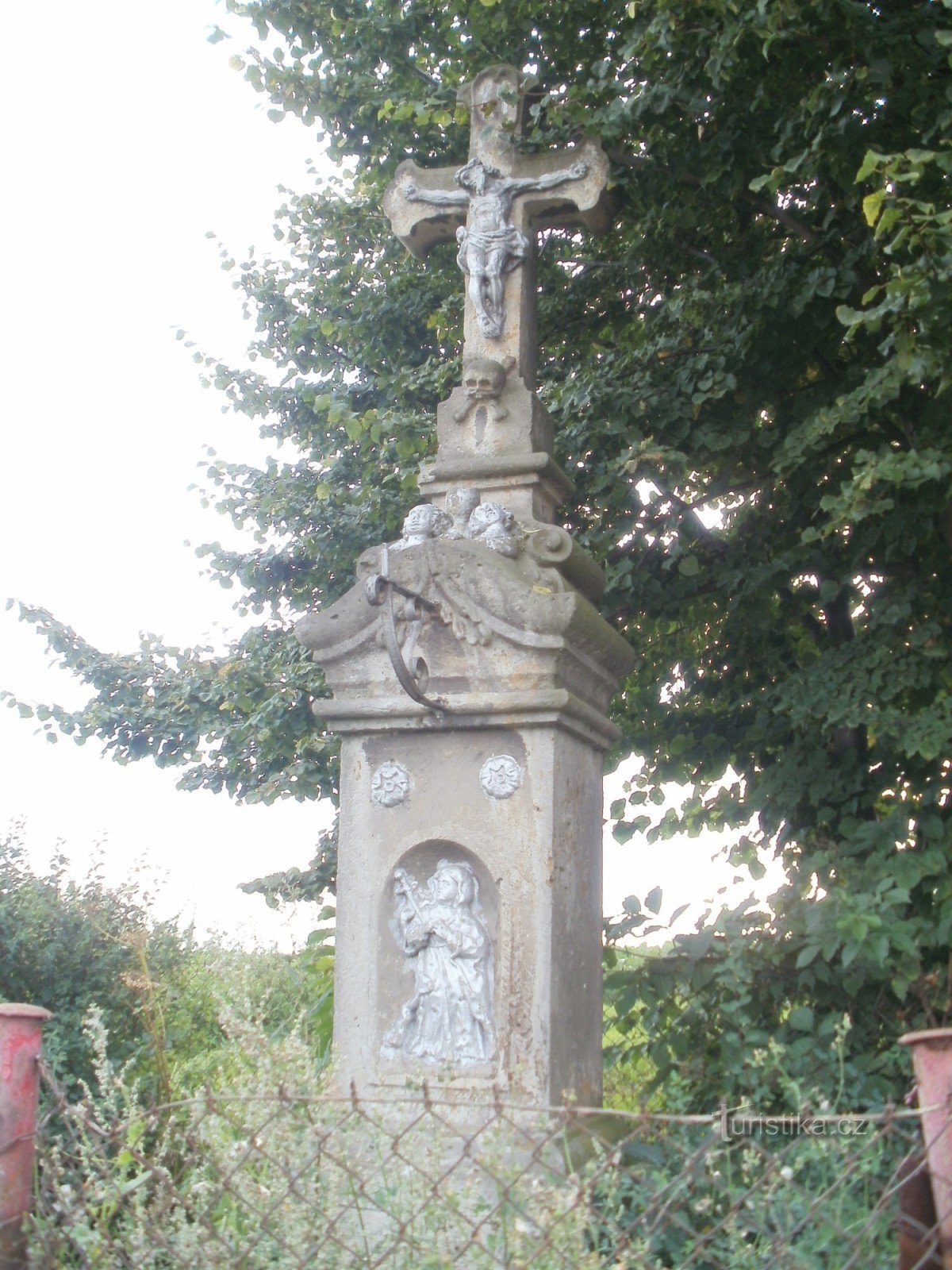 Hradec Králové - Plotiště nad Labem - monumento della crocifissione