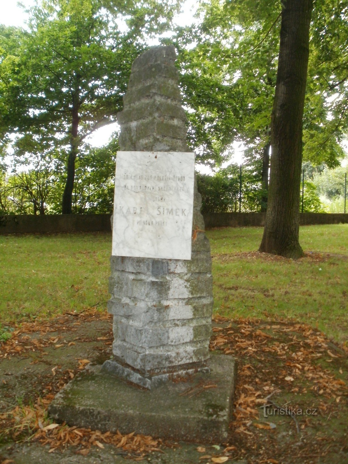 Hradec Králové - monument voor Karel Šimek