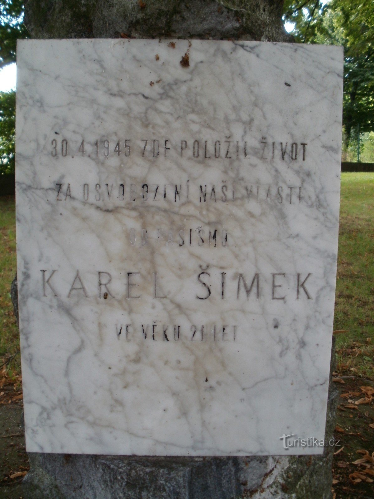 Hradec Králové - monument voor Karel Šimek