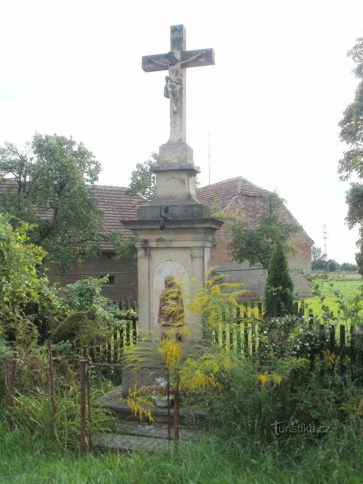 Hradec Králové - monument de răstignire din Plácky