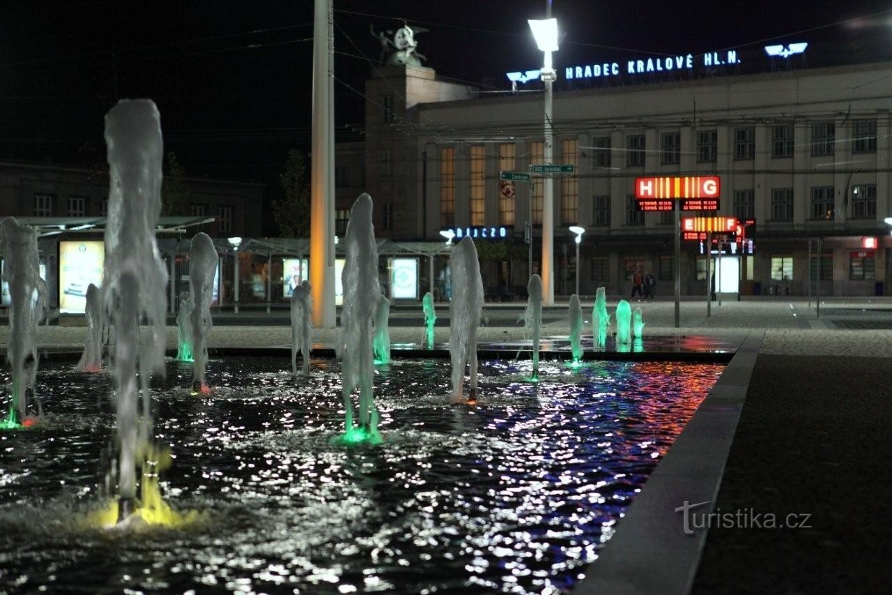 Hradec Králové - Riegrovo náměstí (foto af Michal Nohejl)