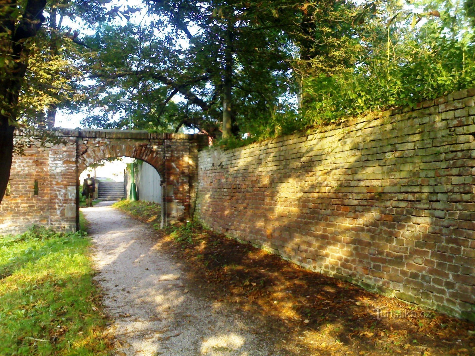 Utvrda Hradec, ostaci utvrda - Tvrđavski koridor kod Orlica