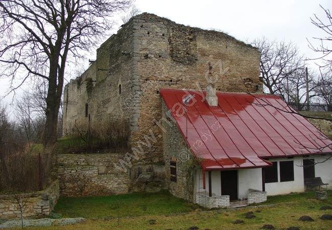 Hrádek nad Zámostím