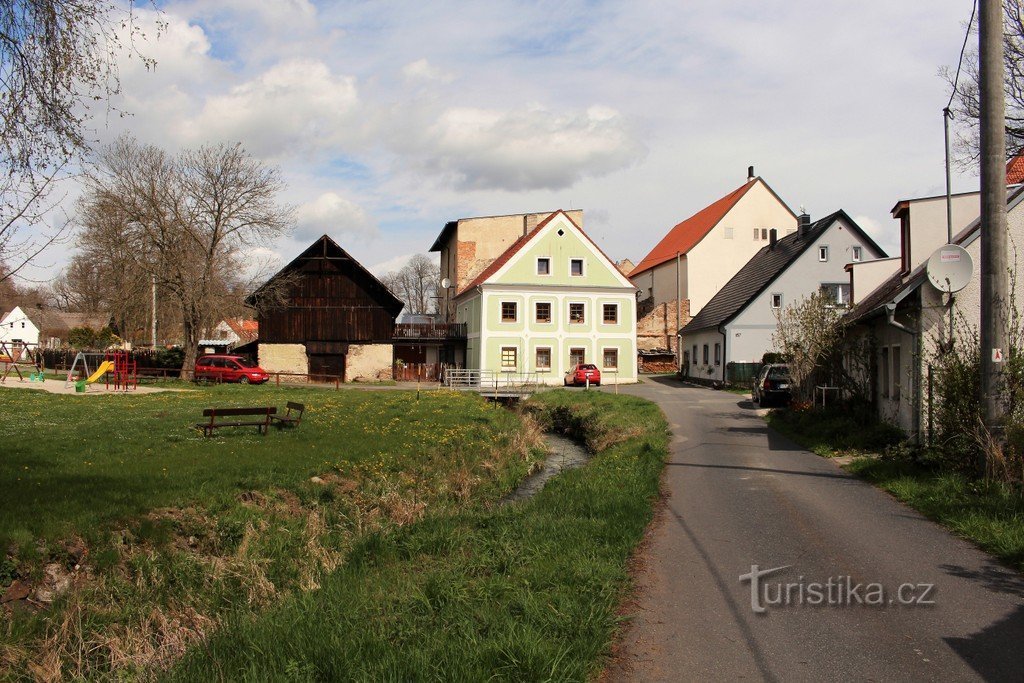 Hrádek 靠近 Sušice, Manský mlýn