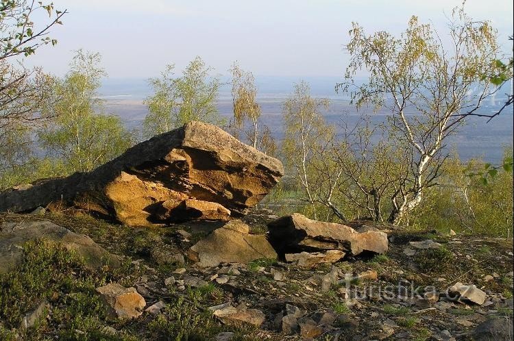 Hradiště: boulders on top