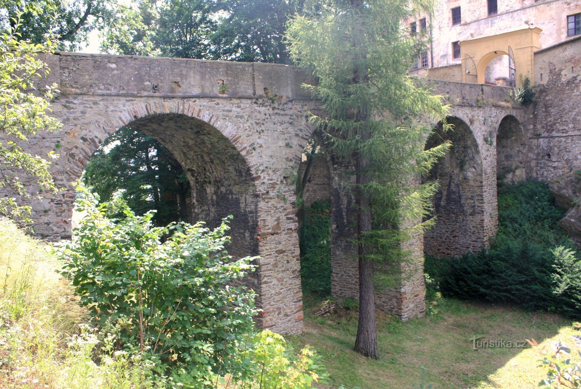 Castle bridge