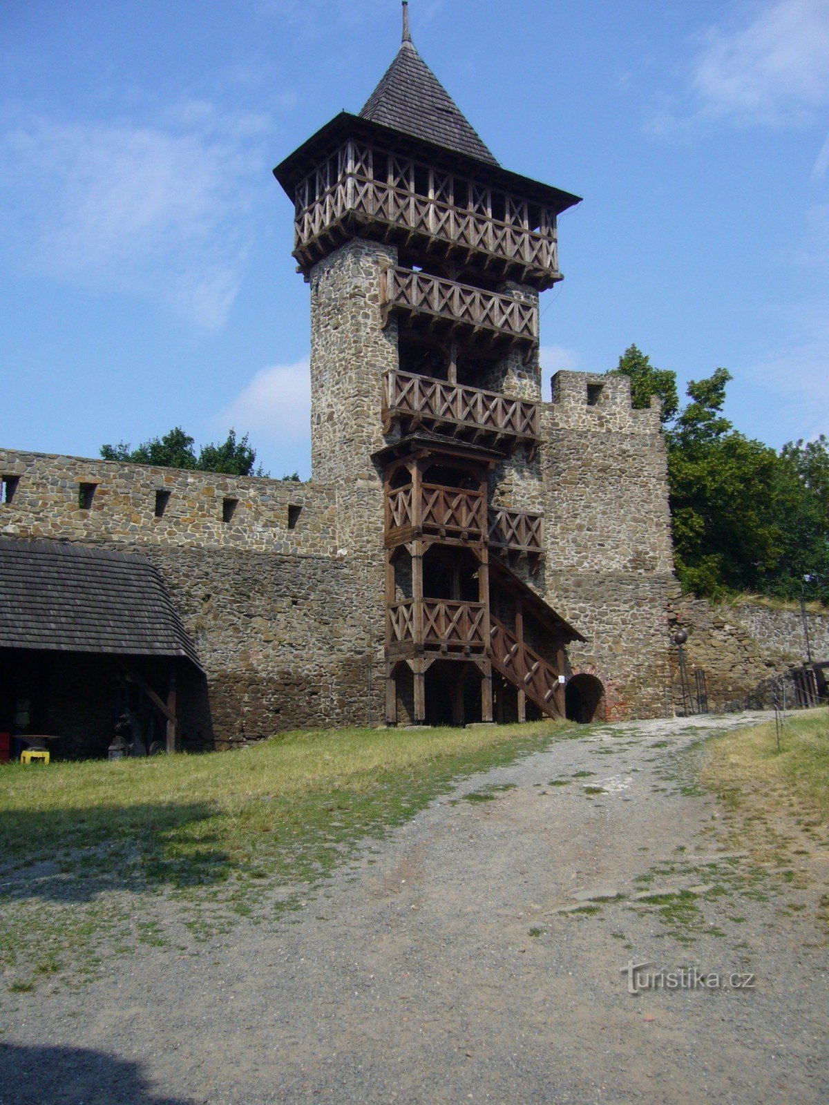 patio del castillo...